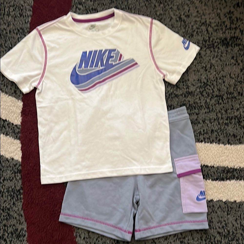 Nike White and Gray T-Shirt and Shorts Set